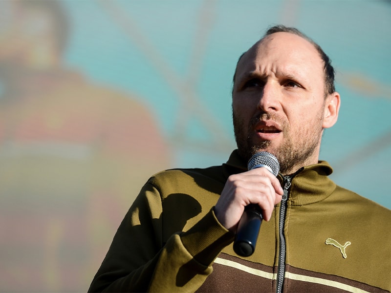 Sebastián Sabini durante el Agite del Movimiento de Participación Popular (MPP) en Kibón. Foto: Santiago Mazzarovich / adhocFOTOS.