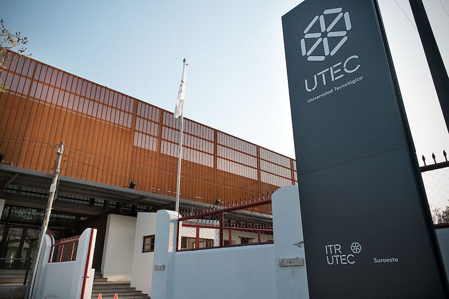 UTEC, Universidad Tecnologica. Barrio Anglo, Fray Bentos, 22/09/2016. Foto: Ricardo Antúnez / adhocFOTOS