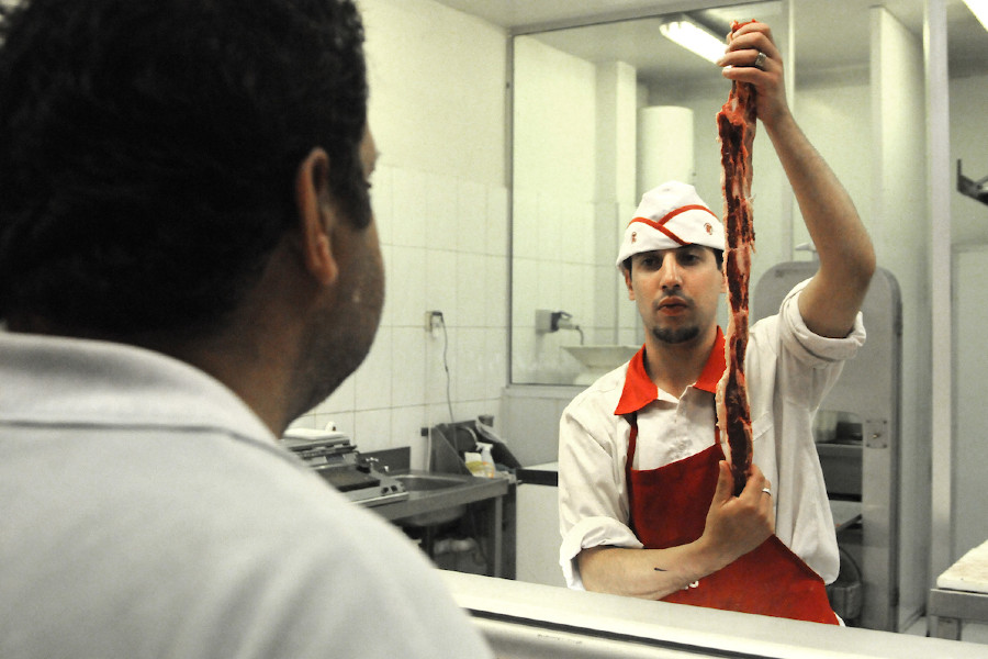 Supermercado céntrico en Montevideo. Foto: Javier Calvelo/ adhocFotos