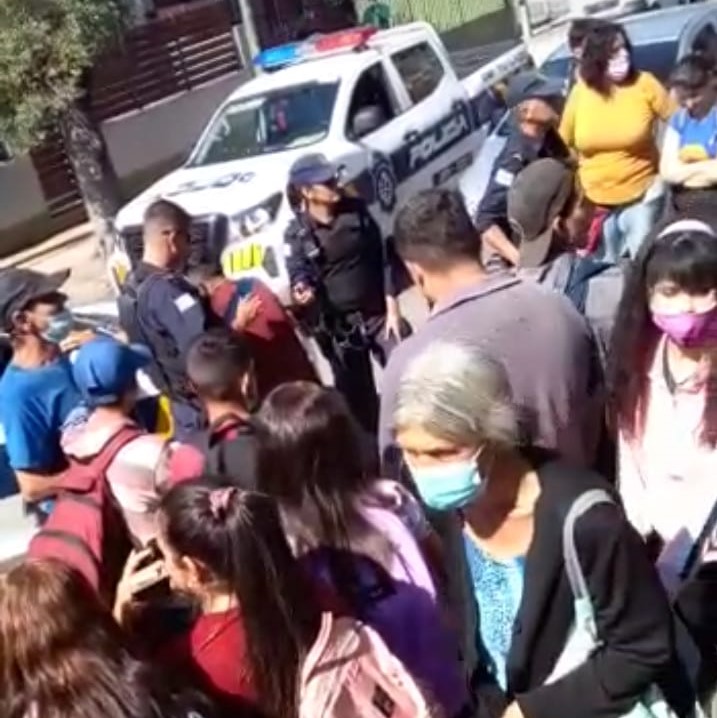 Intervención policial UTU Cerro