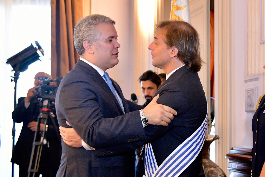 Iván Duque con Lacalle Pou. Foto: Twitter Presidencia de Colombia.