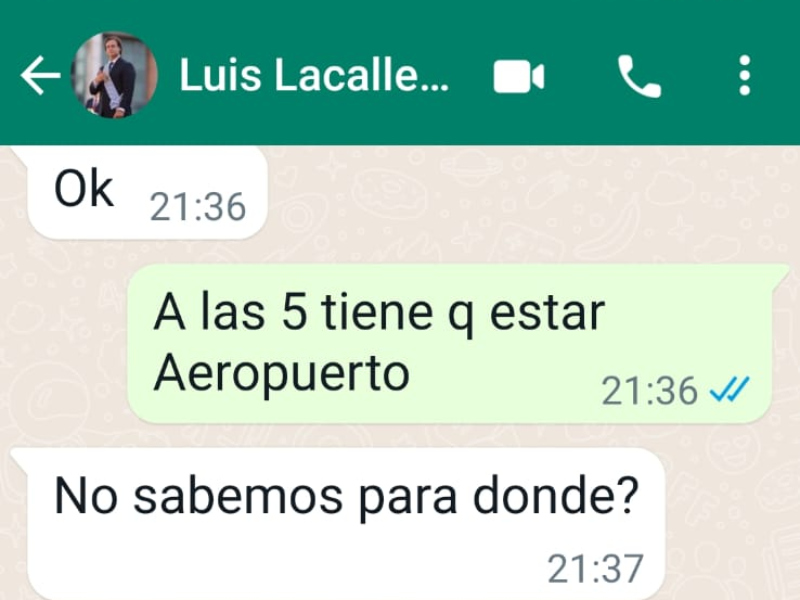 Captura de pantalla de chats entre Astesiano y Luis Lacalle Pou. Foto: MVD Noticias.