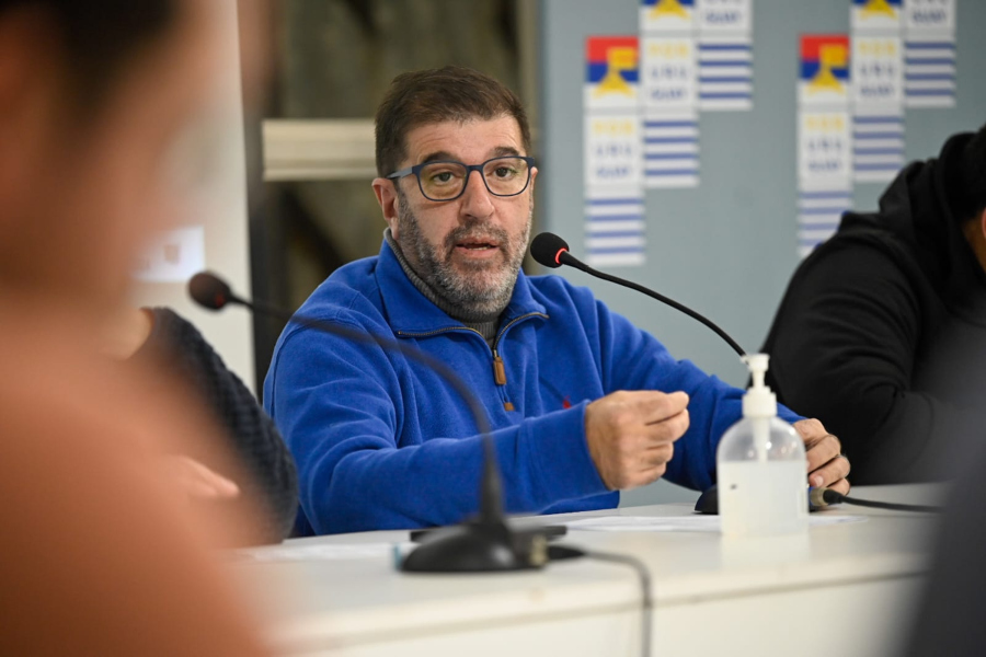 Fernando Pereira en la reunión del Secretariado Ejecutivo del FA que analizó el escándalo Iturralde. Foto: Frente Amplio.