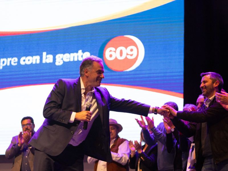 Yamandú Orsi en la presentación de la Lista 609. Foto: Twitter 609.