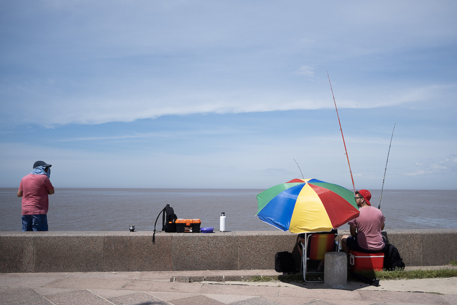 Rambla de la Escollera Sarandí, en Montevideo. Foto: Pablo Vignali / adhocFOTOS