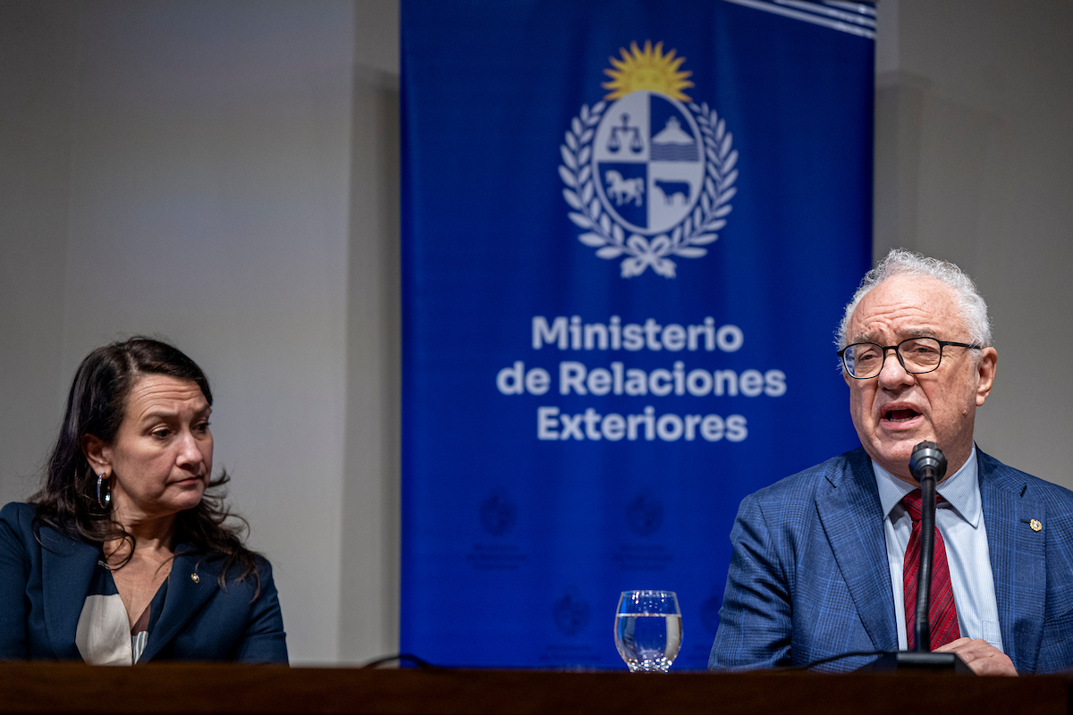 El ministro de Relaciones Exteriores, Mario Lubetkin, y la vicecanciller, Valeria Csukasi. Foto: Mauricio Zina / adhocFOTOS